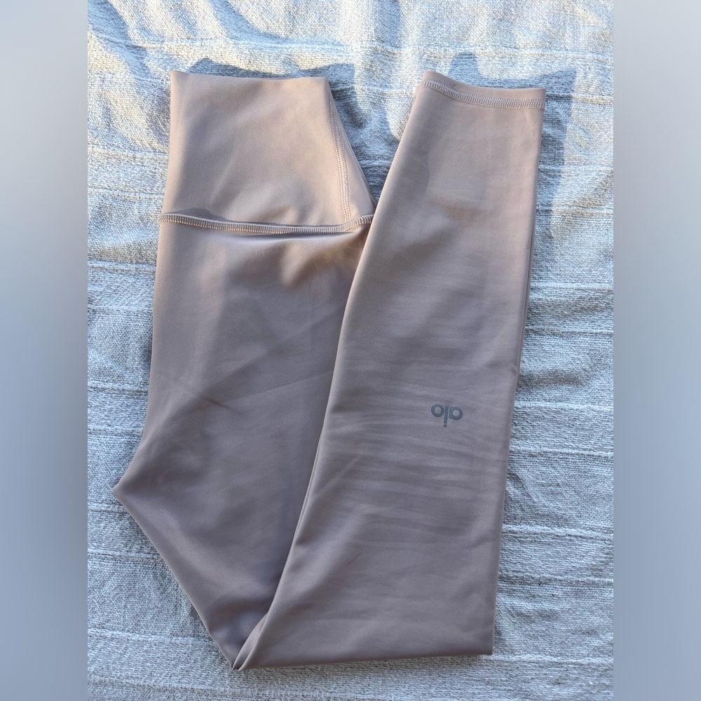 ALO Yoga Airlift Leggings